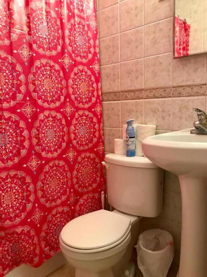 Hostal Casa Rosa Women's Miami